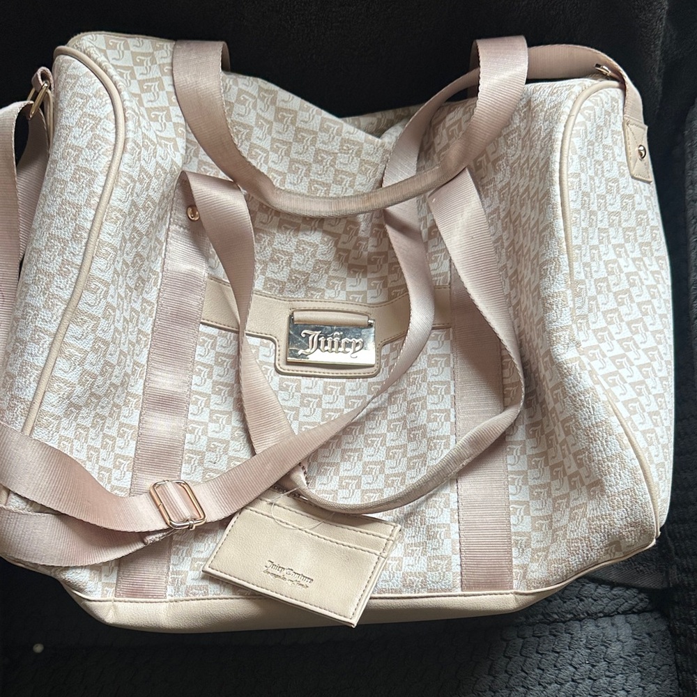 Juicy Couture Beige and Pink Travel Bag